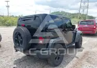 2015 Jeep WRANGLER фото