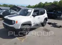 2015 Jeep Renegade photo