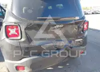 2015 Jeep Renegade photo