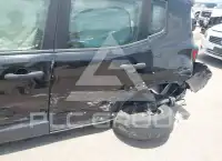 2015 Jeep Renegade фото