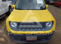 2015 Jeep Renegade photo
