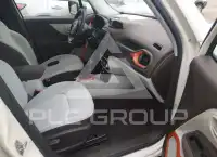2015 Jeep Renegade photo