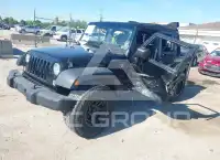 2015 Jeep WRANGLER фото