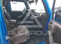 2015 Jeep WRANGLER фото