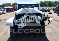 2015 Jeep WRANGLER фото