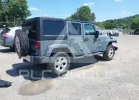 2015 Jeep WRANGLER фото