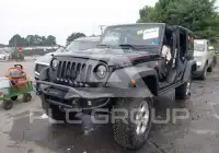 2015 Jeep WRANGLER фото