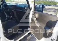2015 Jeep WRANGLER фото