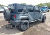 2015 Jeep WRANGLER фото