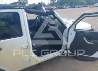 2015 Jeep WRANGLER фото