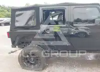 2015 Jeep WRANGLER фото