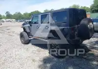 2015 Jeep WRANGLER фото
