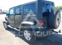 2015 Jeep WRANGLER фото