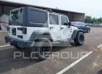 2015 Jeep WRANGLER фото