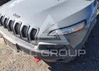 2015 Jeep CHEROKEE photo