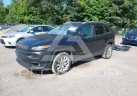 2015 Jeep CHEROKEE фото