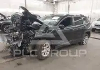 2015 Jeep CHEROKEE фото