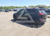2015 Jeep CHEROKEE фото