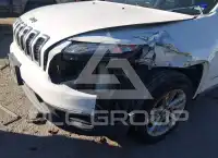 2015 Jeep CHEROKEE photo