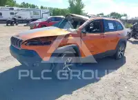 2015 Jeep CHEROKEE фото