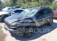 2015 Jeep CHEROKEE фото