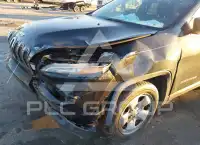 2015 Jeep CHEROKEE фото