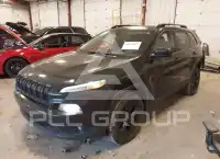 2015 Jeep CHEROKEE фото