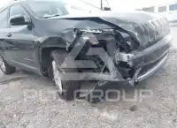 2015 Jeep CHEROKEE фото