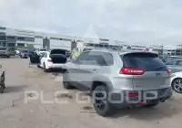 2015 Jeep CHEROKEE фото