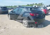 2015 Mazda 3 photo
