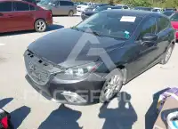 2015 Mazda 3 фото