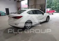 2015 Mazda 3 photo