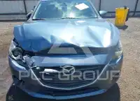 2015 Mazda 3 photo