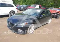 2015 Mazda 3 photo