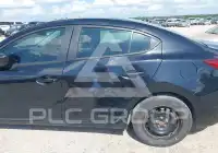 2015 Mazda 3 photo