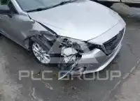 2015 Mazda 3 photo