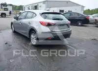 2015 Mazda 3 photo