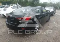 2015 Mazda 3 photo