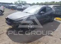 2015 Mazda 3 photo