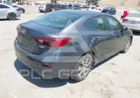 2015 Mazda 3 фото