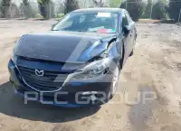 2015 Mazda 3 photo