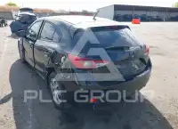 2015 Mazda 3 фото