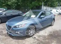 2015 Mazda 3 photo