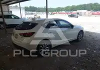 2015 Mazda 3 фото