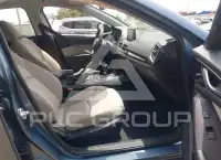 2015 Mazda 3 photo
