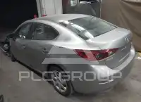 2015 Mazda 3 photo