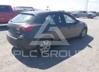 2015 Mazda 3 photo