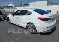 2015 Mazda 3 photo