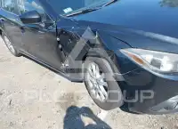 2015 Mazda 3 фото
