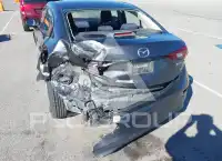 2015 Mazda 3 photo